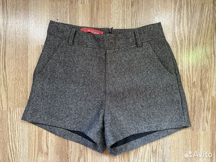 Шорты женские