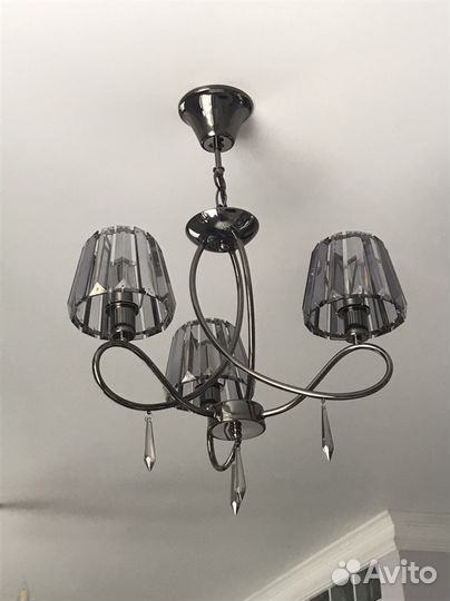 Люстра и 2 бра