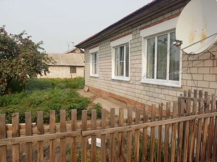 Дом 100 м² на участке 8 сот.