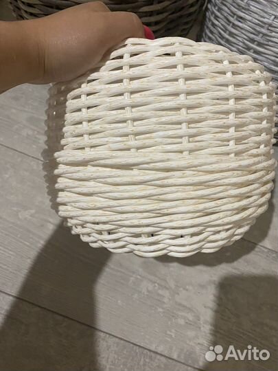 Кашпо из искусственного ротанга