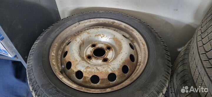 Резина зимня с дисками