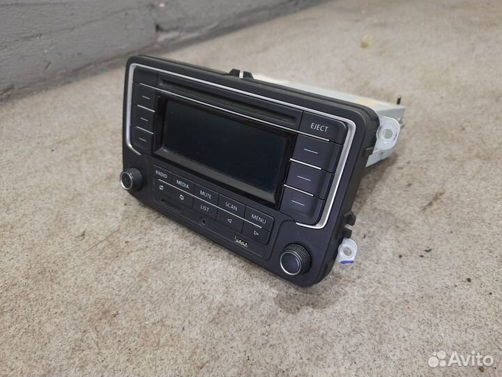 Магнитола штатная Volkswagen jetta 6