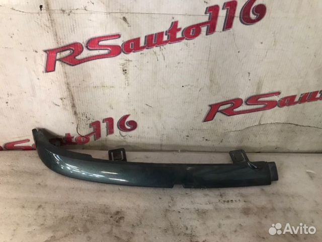 Накладка фары передняя правая Лада 2114