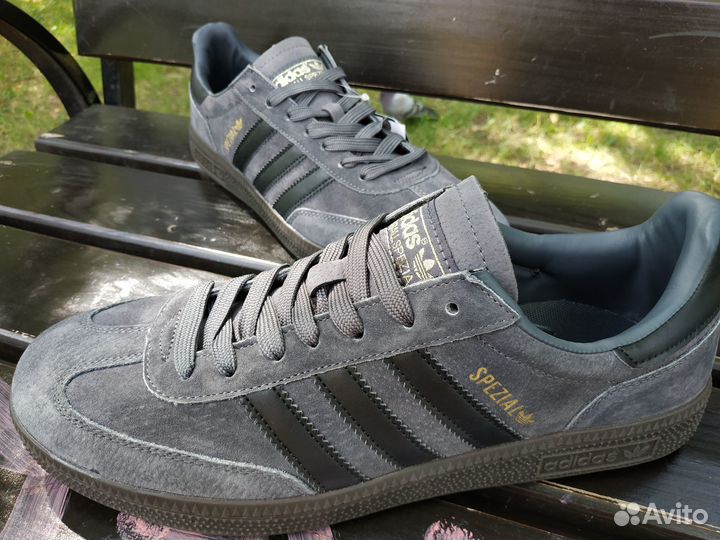 Кроссовки adidas spezial