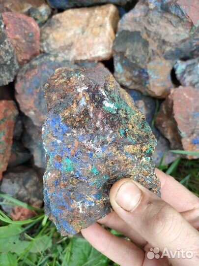 Азурит, малахит,заринит