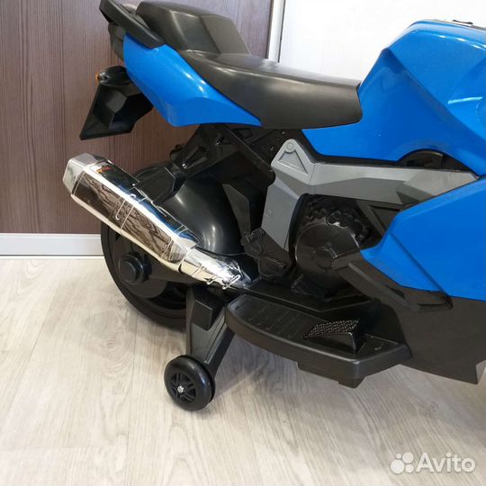 Мотоцикл BMW на аккумуляторной батарее