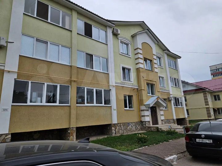 1-к. квартира, 46,1 м², 1/3 эт.