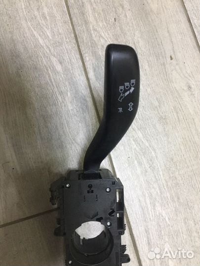 Подрулевой переключатель 6R5953501A Поло седан