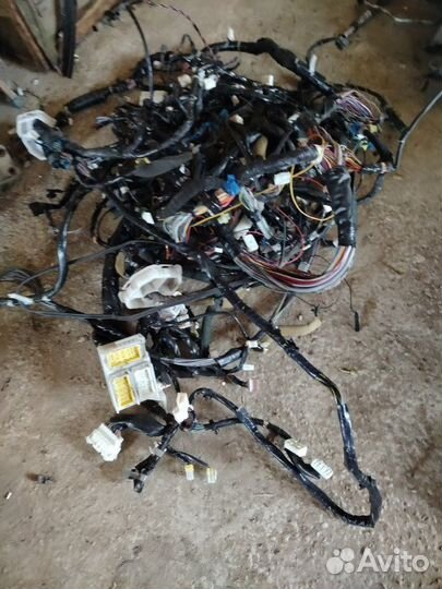 Проводка салона Nissan Fuga 2006