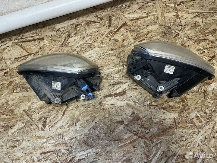 Фары на priora передние