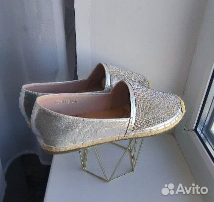 Слипоны новые р. 36