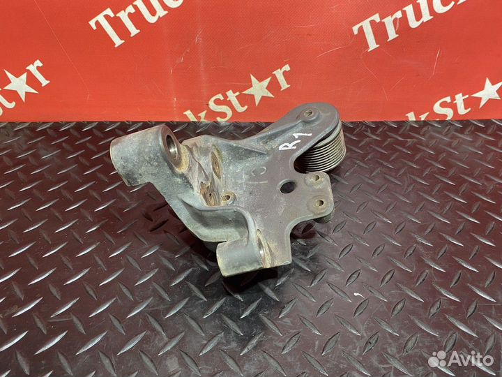 Кронштейн ролика Renault T