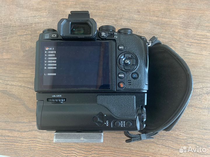 Olympus OM-D E-M1 body