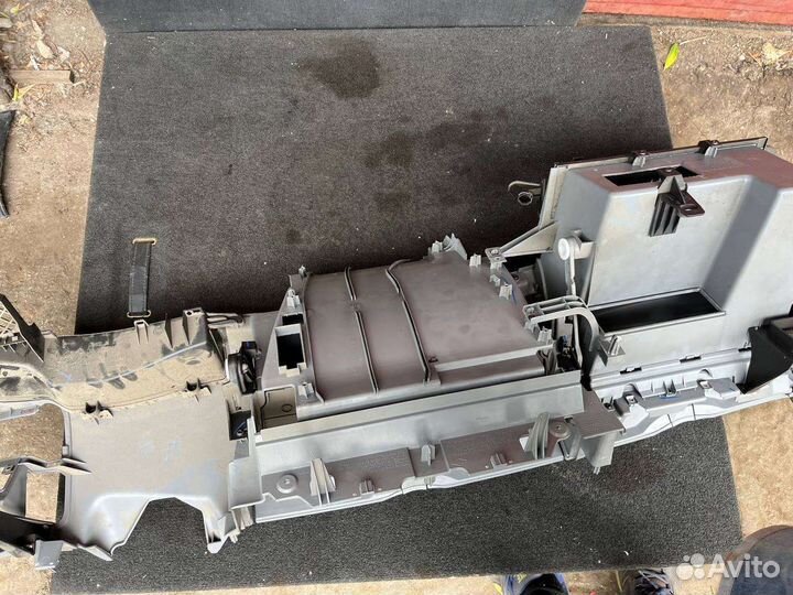 Торпедо низ Renault Espace 4