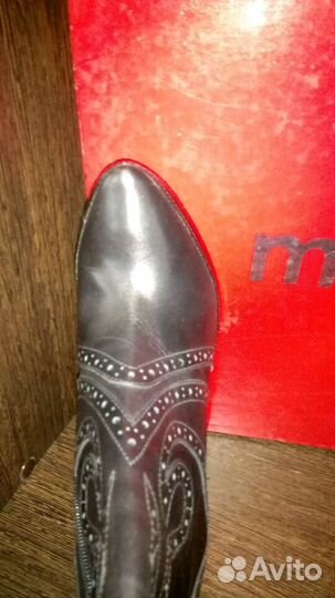 Женские сапожки