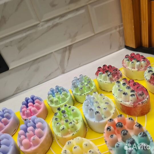 Мыло ручной работы с люфой