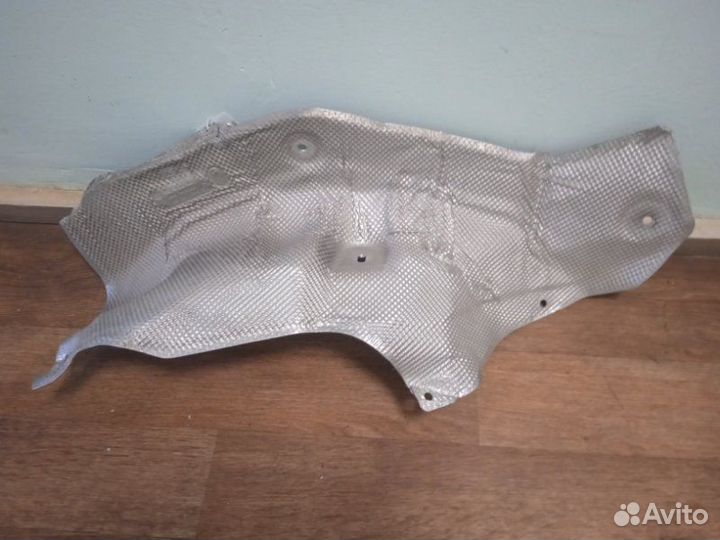 Теплоизоляционный экран правый Bmw X5Mp F15 3.0