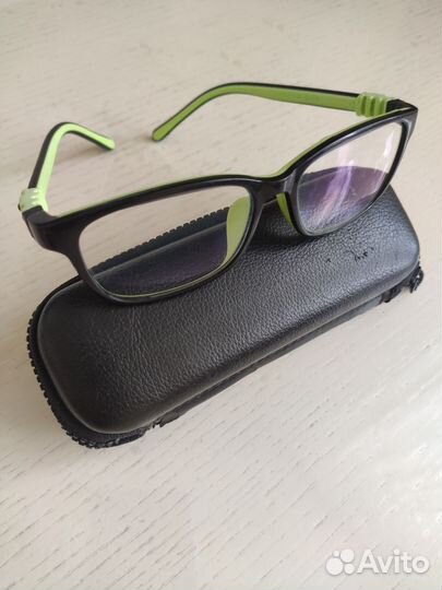 Оправа с футляром, 7-9 лет