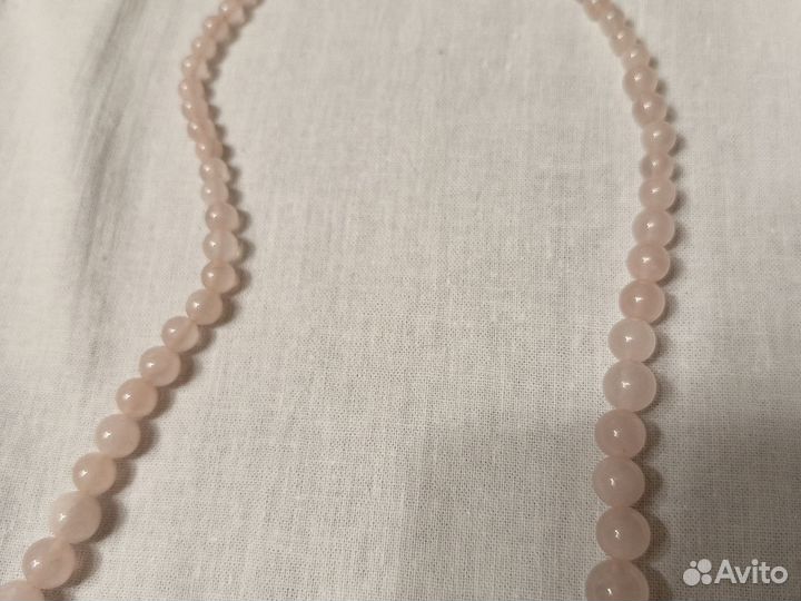 Бусы из натуральных камней