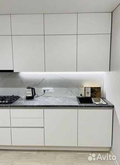 Кухня до потолка на заказ