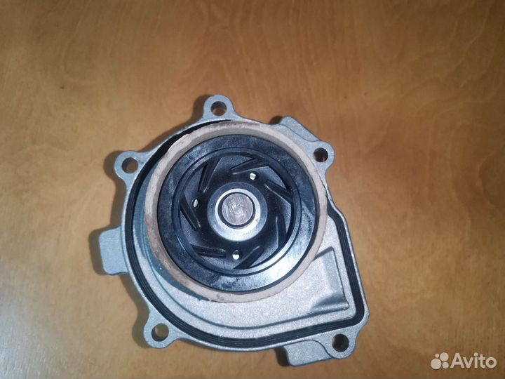 Помпа Opel Zafira B