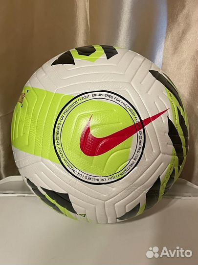 Футбольный мяч nike