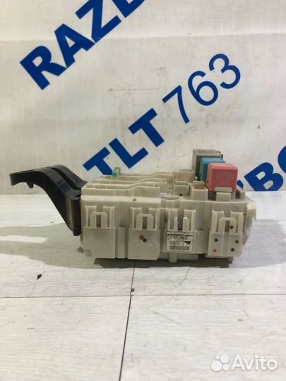 Блок предохранителей toyota corolla E150 1.6 мт се