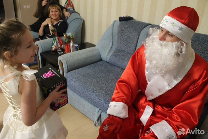 Костюмы дед мороза и Снегурочки