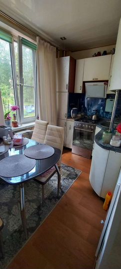 3-к. квартира, 60,9 м², 2/5 эт.