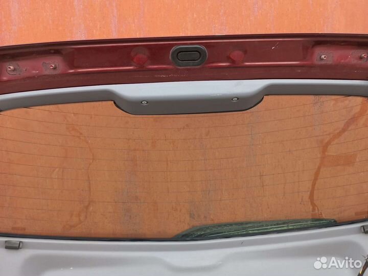 Nissan Almera N16 (00-06) хетчбек крышки багажника