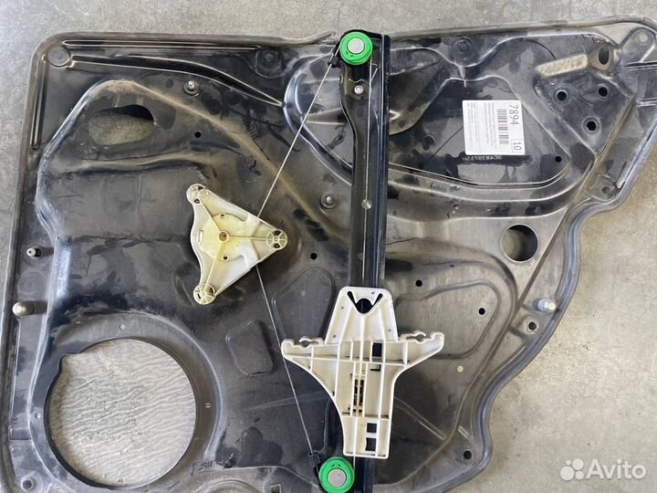 Механизм стеклоподъемника задний левый Volkswagen