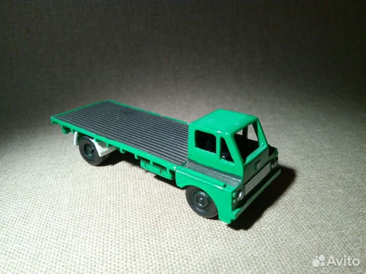 Автобусы и грузовики в масштабе 1:87