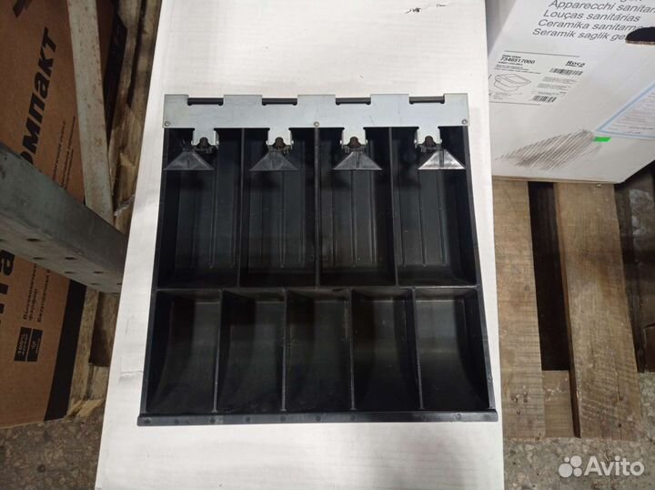 Денежный ящик от кассы