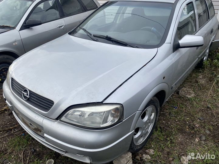 В разборе opel astra G