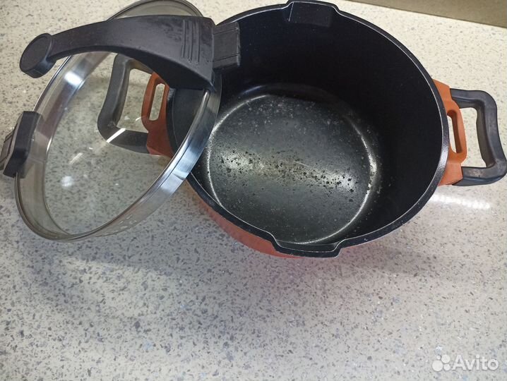 Кастрюля Virgo Orange со стеклянной крышкой б/у