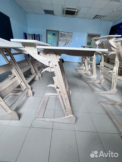 Растущая парта (конторка)