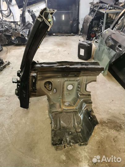 Передняя четверть Audi A3 8V хэтч