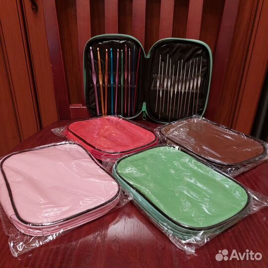 Крючки набор 22 шт в чехле из эко-кожи в подарок