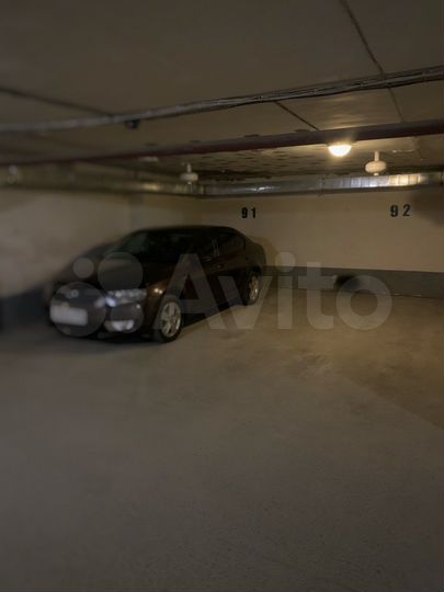 Машиноместо, 17 м²