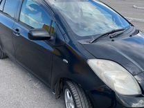 Toyota Vitz 1.3 CVT, 2005, 284 000 км, с пробегом, цена 470 000 руб.