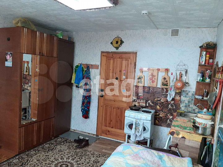 Комната 28 м² в 2-к., 3/5 эт.