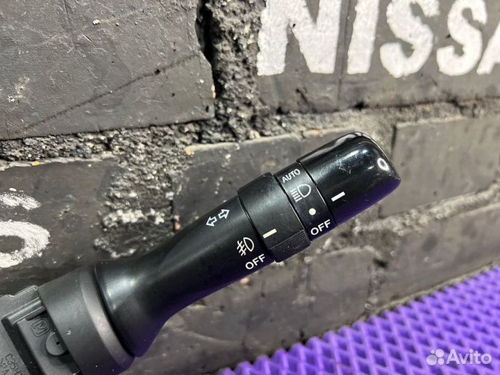 Подрулевой переключатель Toyota Wish ZGE20-0096752