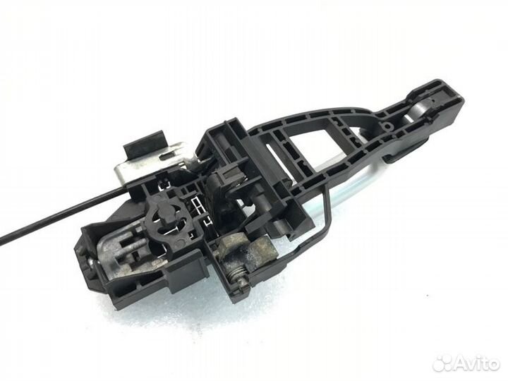 Ручка двери задняя левая Ford Focus 3 хетчбек 2.0