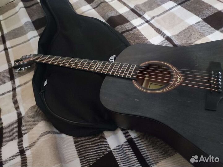 Электроакустическая гитара flight D-145E BK