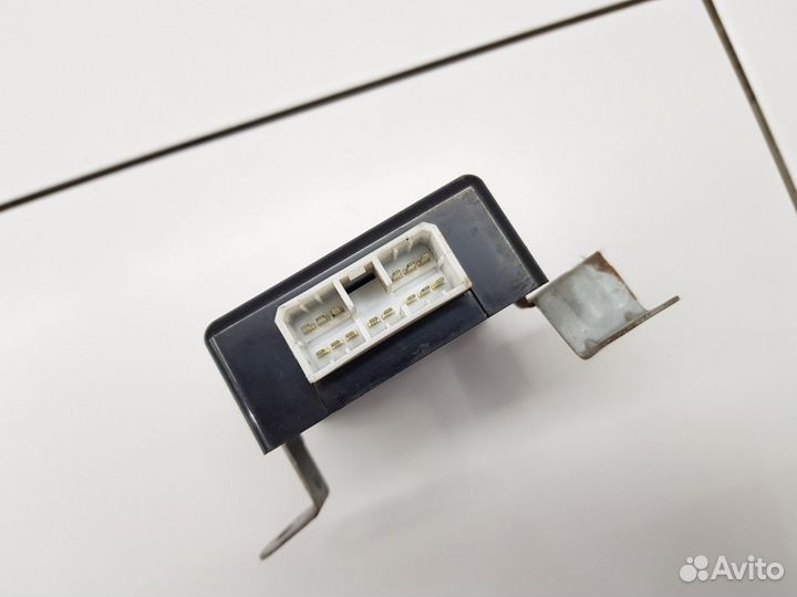 Блок управления задней шторки (Hyundai Equus)