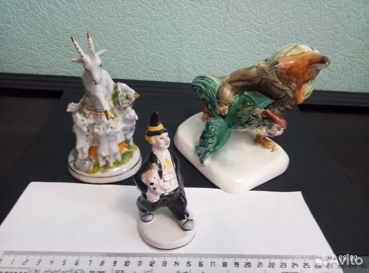 Фарфор Коза и семеро козлят. Лиса и Петух