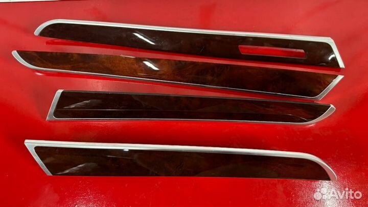 Деревянные накладки в двери Audi A6 C6 BDW 2.4