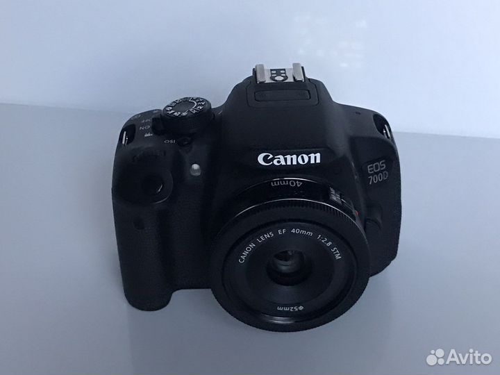 Canon 700d kit 40mm f/2.8 STM