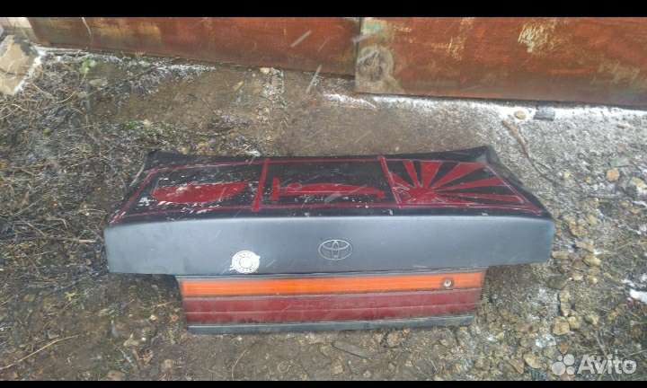 Крышка багажника Тойота Королла ае100