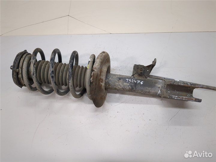 Амортизатор подвески Peugeot 3008, 2010